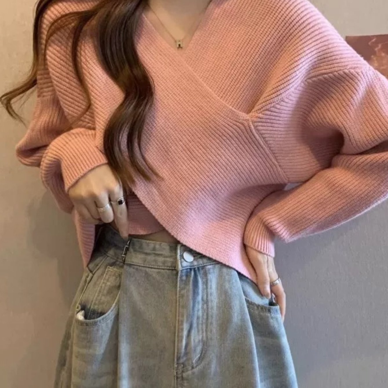 The Santa Monica Apparel™ | Elegant Retro Off-Shoulder Sweater