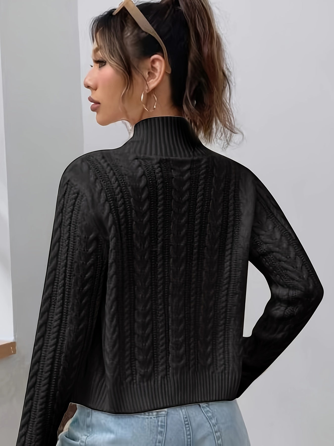 The Santa Monica Apparel™ | Zip-Up Stand-Collar Sweater