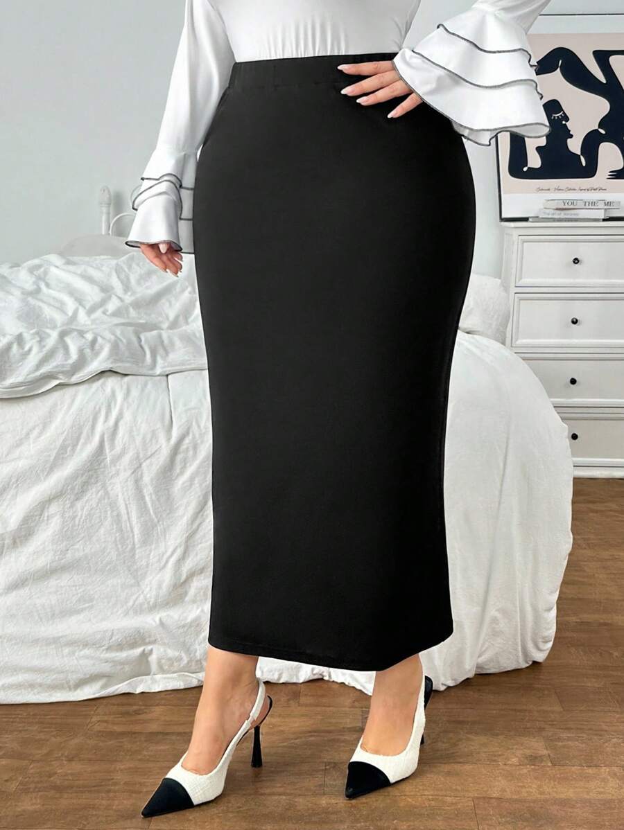 Midnight Poise Skirt