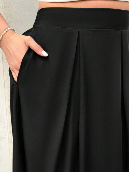 Noir Pleat Skirt