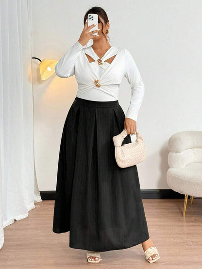 Noir Pleat Skirt