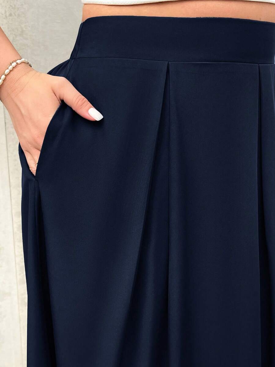 Noir Pleat Skirt