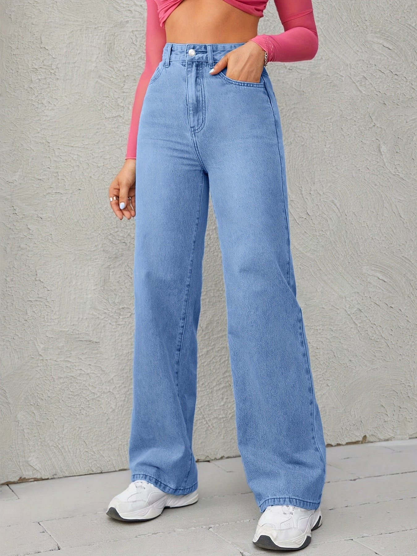 Wide-Leg Jeans