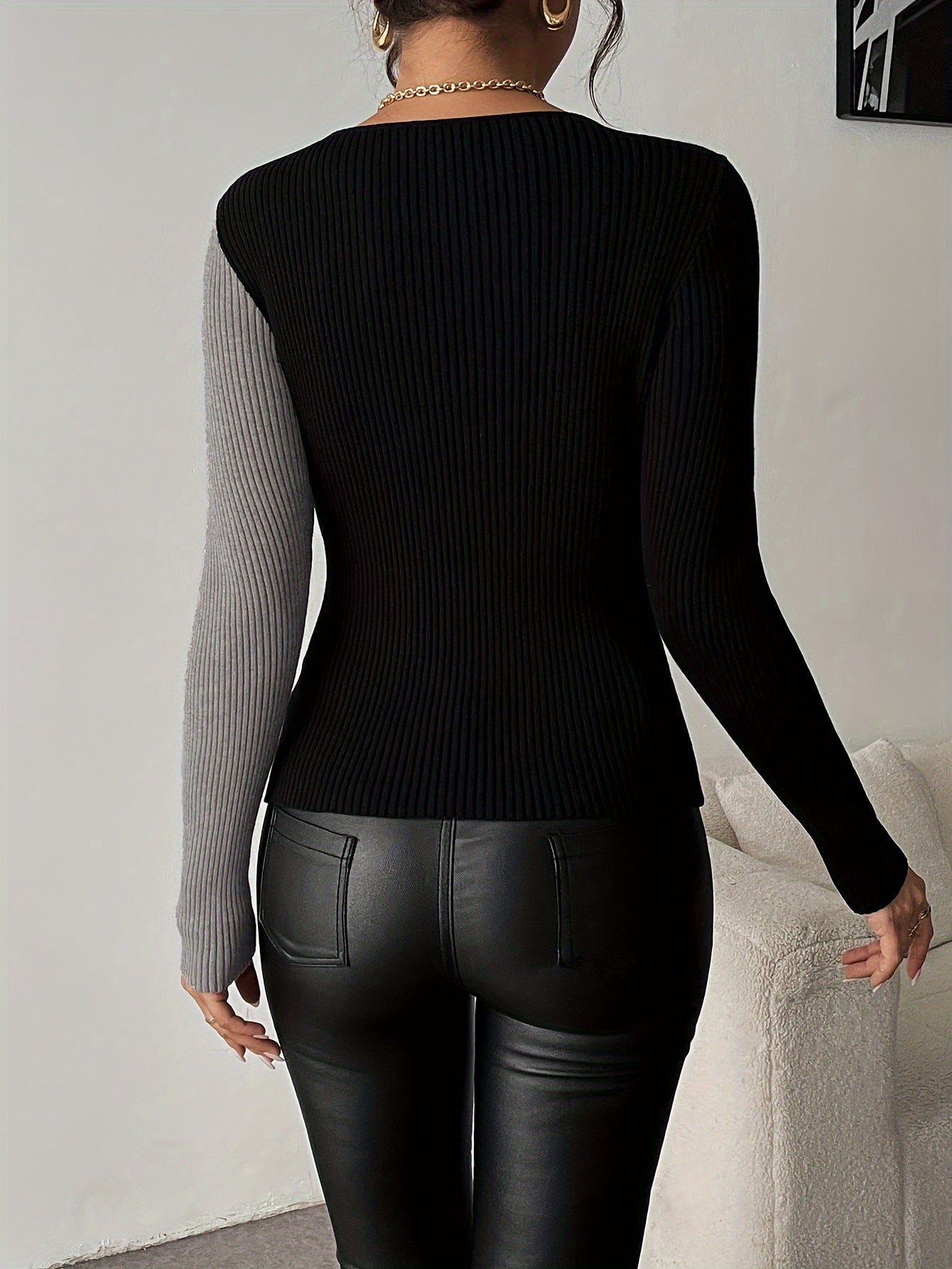 The Santa Monica Apparel™ | Elegant V-Neck Pullover