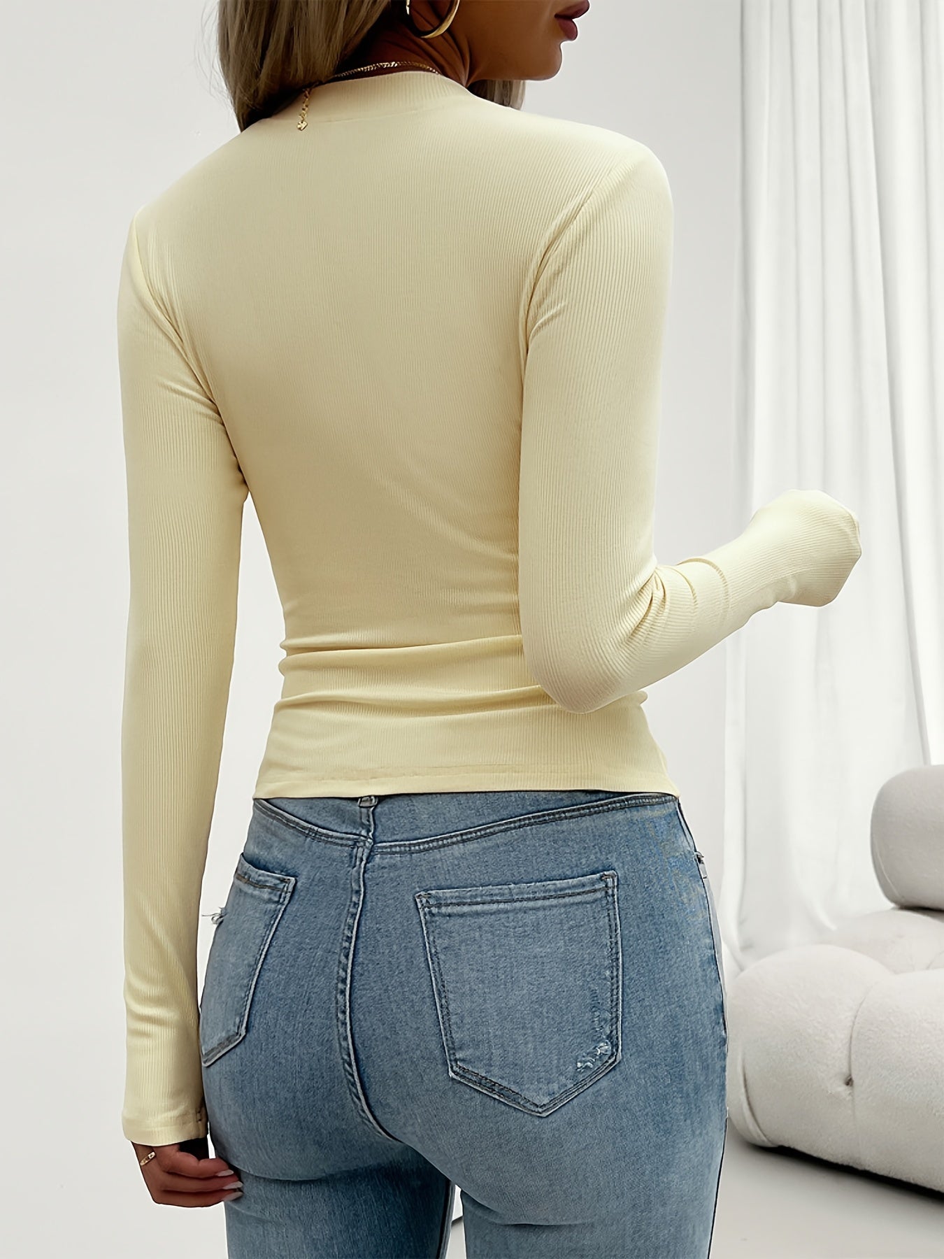 The Santa Monica Apparel™ | Ribbed Crew-Neck Long-Sleeve Top