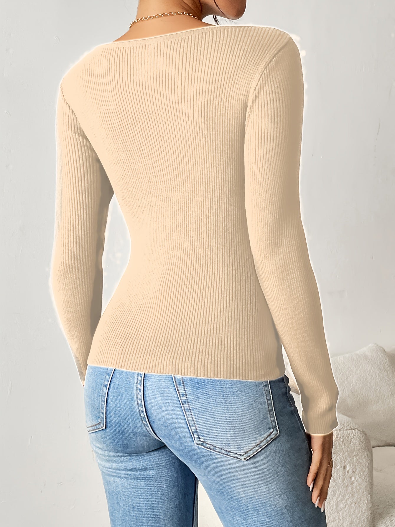 The Santa Monica Apparel™ | Square-Neck Long-Sleeve Top